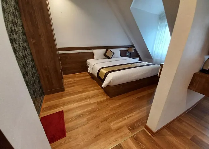 Tung Luxury Hotel