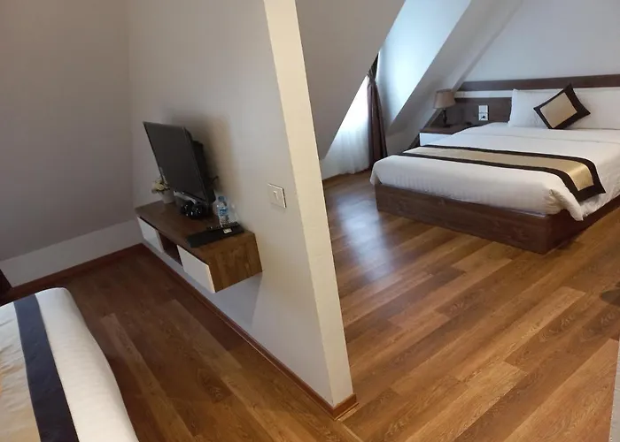 Hotel Tung Luxury 3*